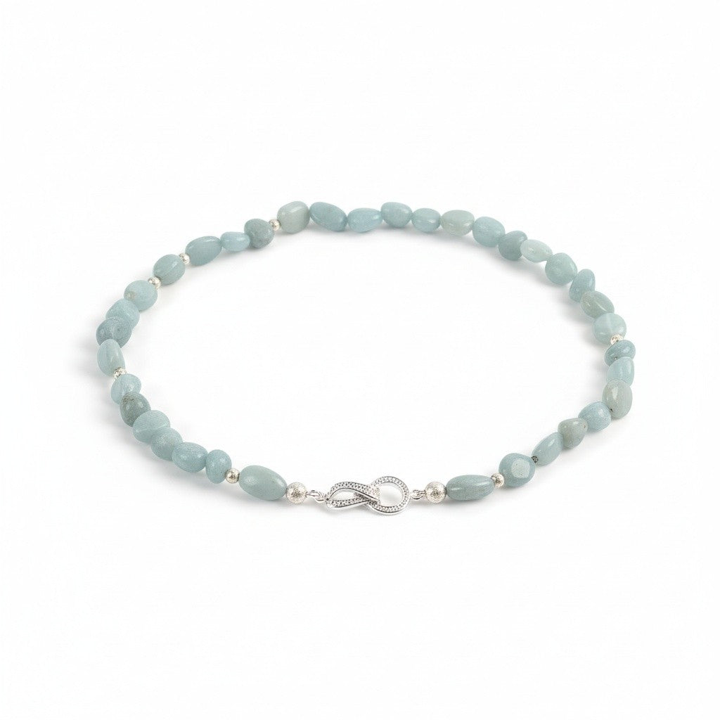 Eviselle Aquamarine gemstone necklace with Silver beads