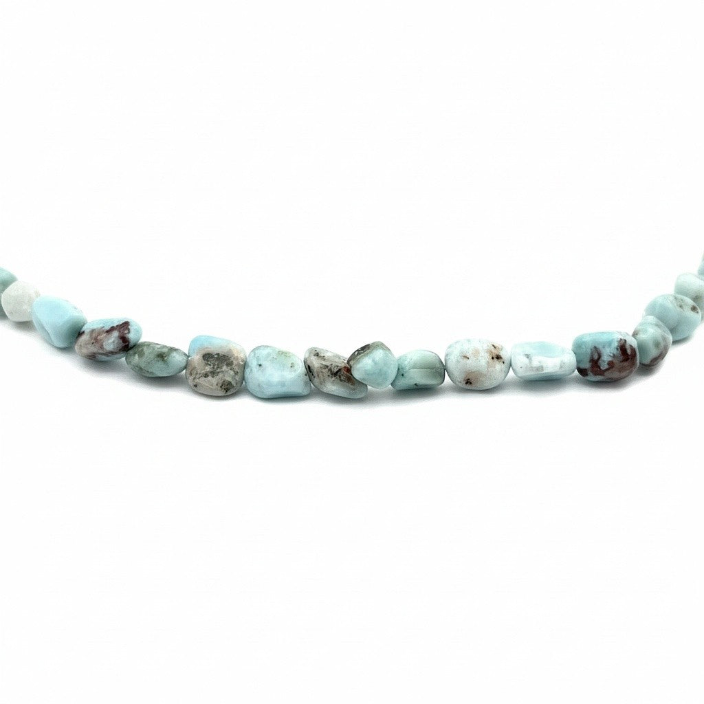 Larimar_nugget_gemstone close-up