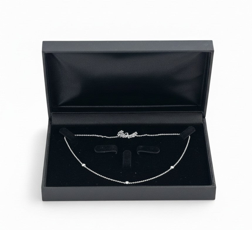 14K gold necklace with 3 diamonds